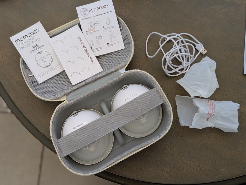 Momcozy Wearable Breast Pump