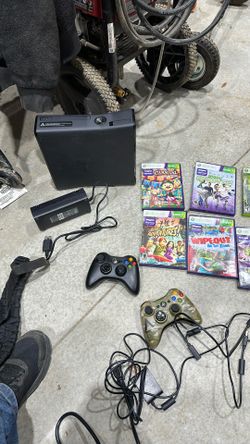 Xbox 360 With Kinect Sensor