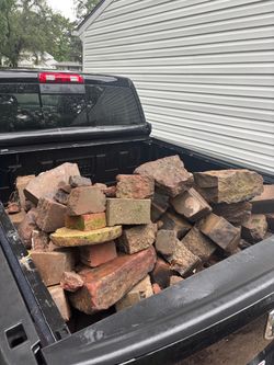 Used Reclaimed Bricks Large Lot