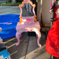 Disney Princess Enchanting Messages Musical Vanity