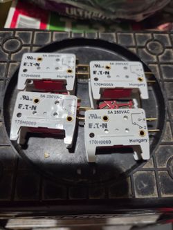 Eaton 170H0069 Auxiliary Switch 2 Amp 250VAC