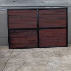 SOLID WOOD DRIVE WAY GATE