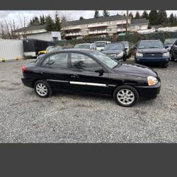 04 Kia Rio Parting Out