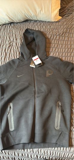 Indiana pacers warm tech (size large ) never worn