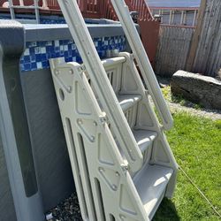 Outside Ladder Above Ground Pool