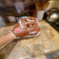 New RAWLINGS R9 BROKEN IN GREAT! BY ME!