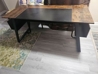 Large Desk