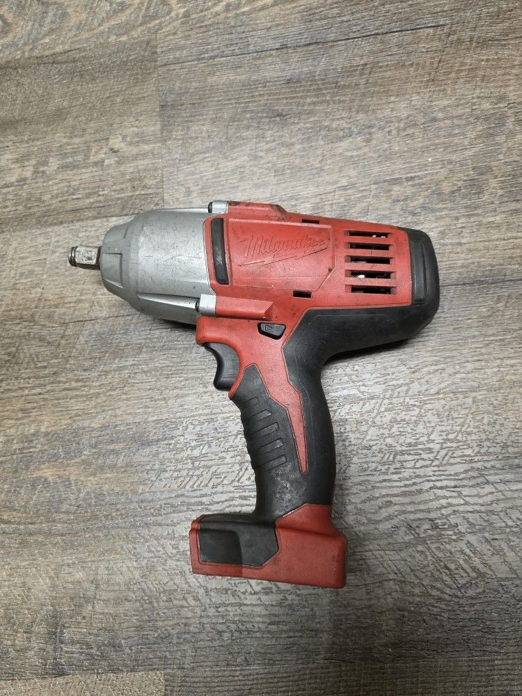 1/2 " MILWAUKEE M18 Impact