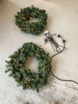 Christmas Wreaths with Clear Lights