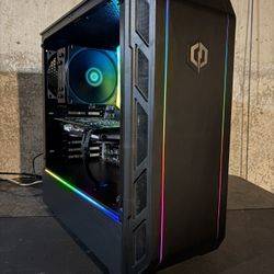 CyberPowerPC Gaming PC. 