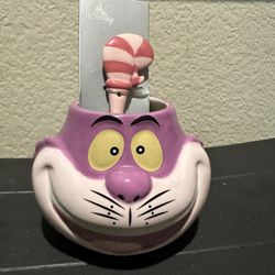 Alice & Wonderland Chesire w/spoon