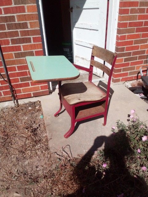 Unique Older School Student Desk