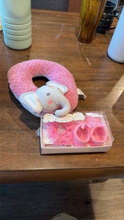 Baby girl pillow, head band and booties