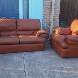 100% Leather Couch With Overstuffed Lounge Chair