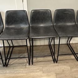 Flash Furniture 24” Counter Height Bar Stools 