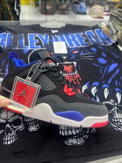 Jordan 4 Rare Air and Valley Tee