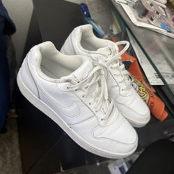 Men’s Nikes