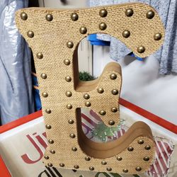 E decor, Burlap And Nail Head