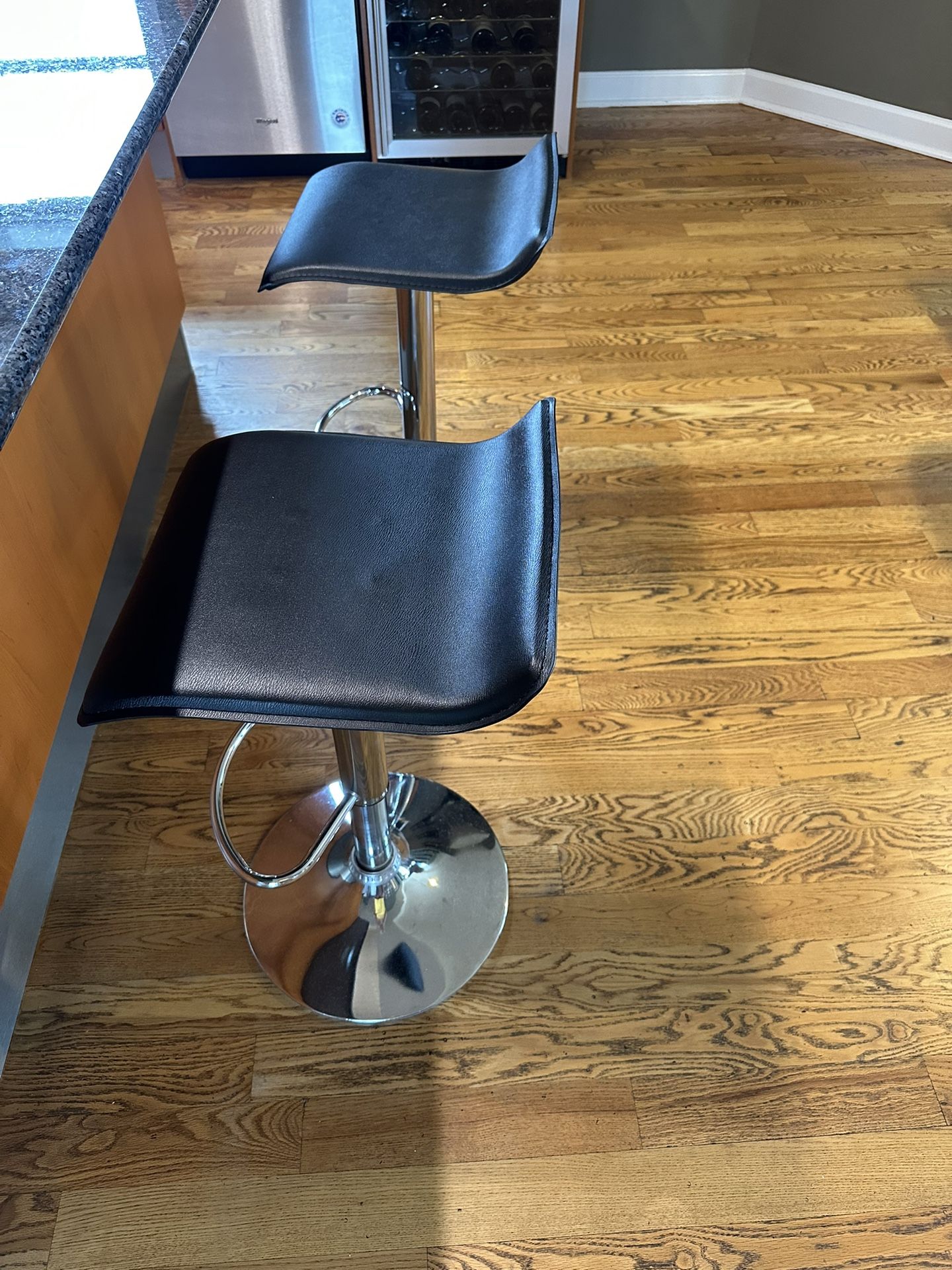 Set Of 2 Bar Stools