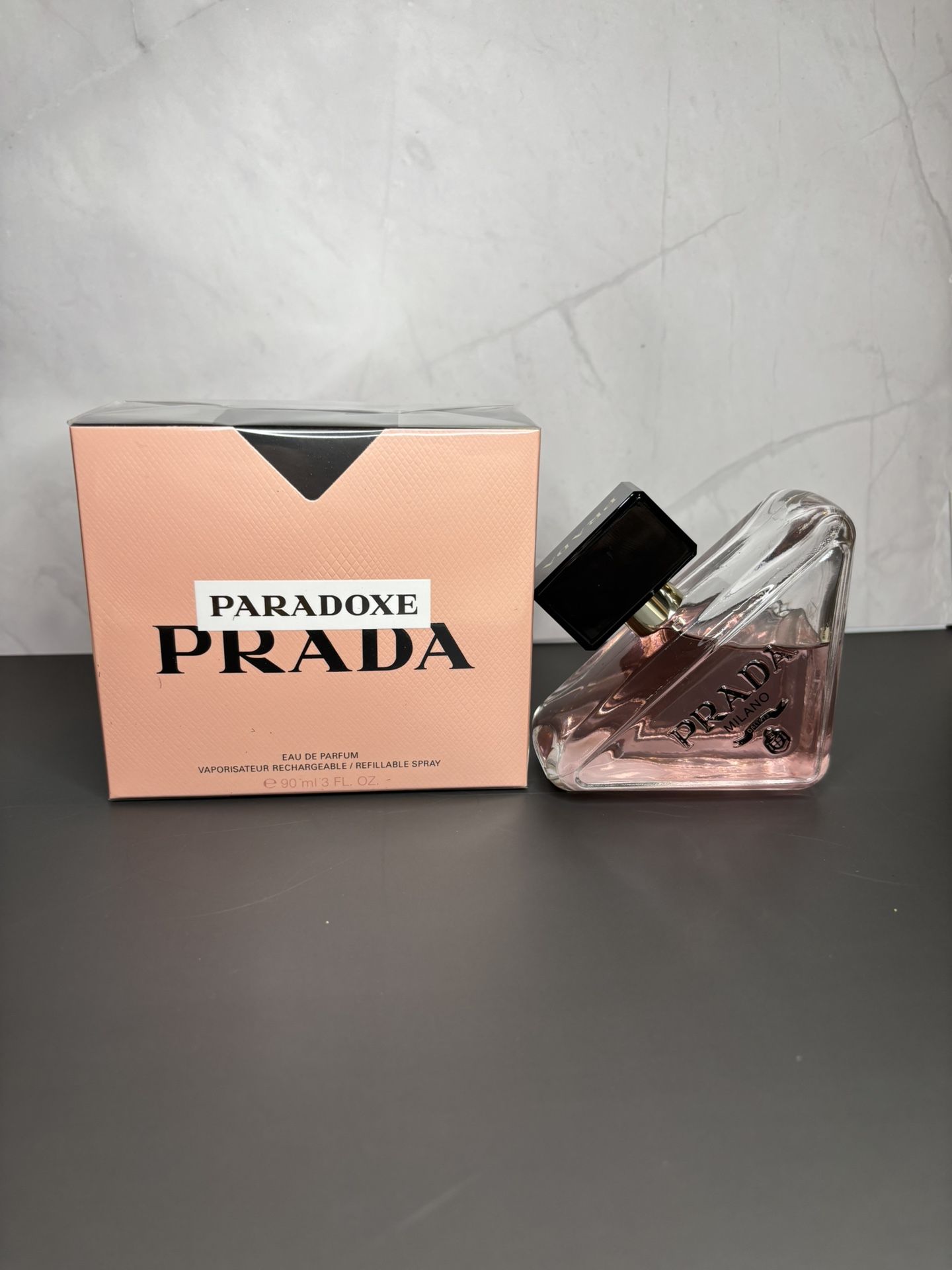 Prada paradoxe perfume