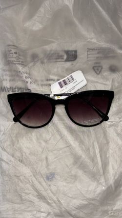 Vince camuto women’s sunglasses