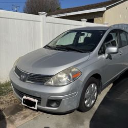 Nissan Versa 