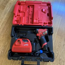Milwaukee M12 FUEL 12V Impact Driver 