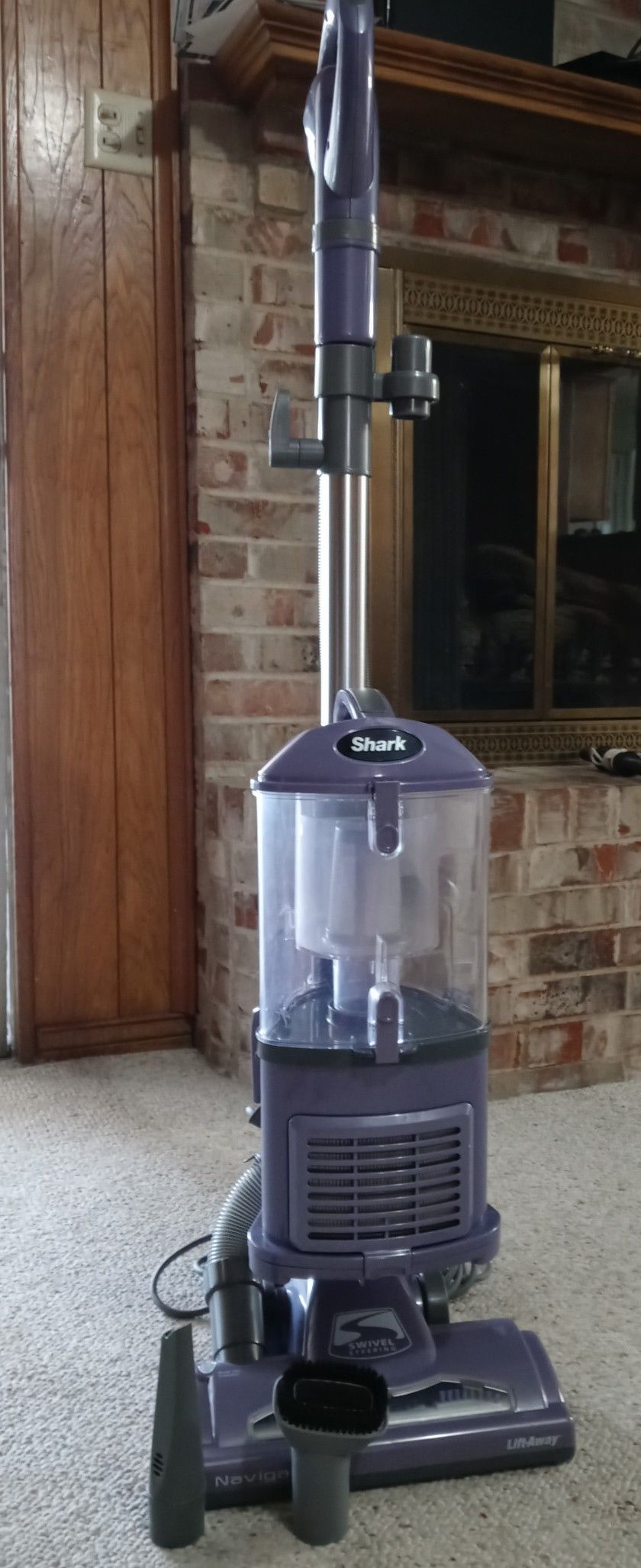 Shark NV352 Navigator Lift Away Upright Vacuum.