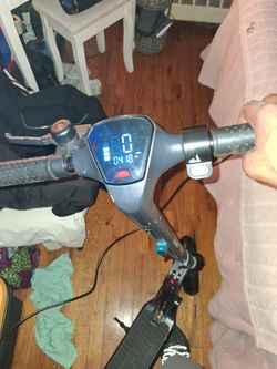 Gotrax Scooter Apex Pro 15.5 Mph 15 Mile Range