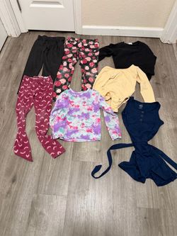 Girl small/medium clothes