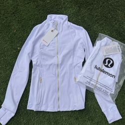 Lululemon jacket Size 4(small)