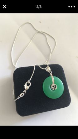 925 silver necklace with jade pendent