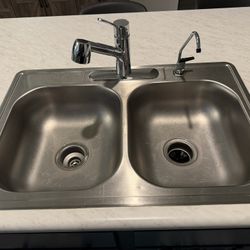 Sink With Faucet And Soap Dispenser 