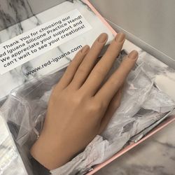 Nails Tech : Silicone practice hand