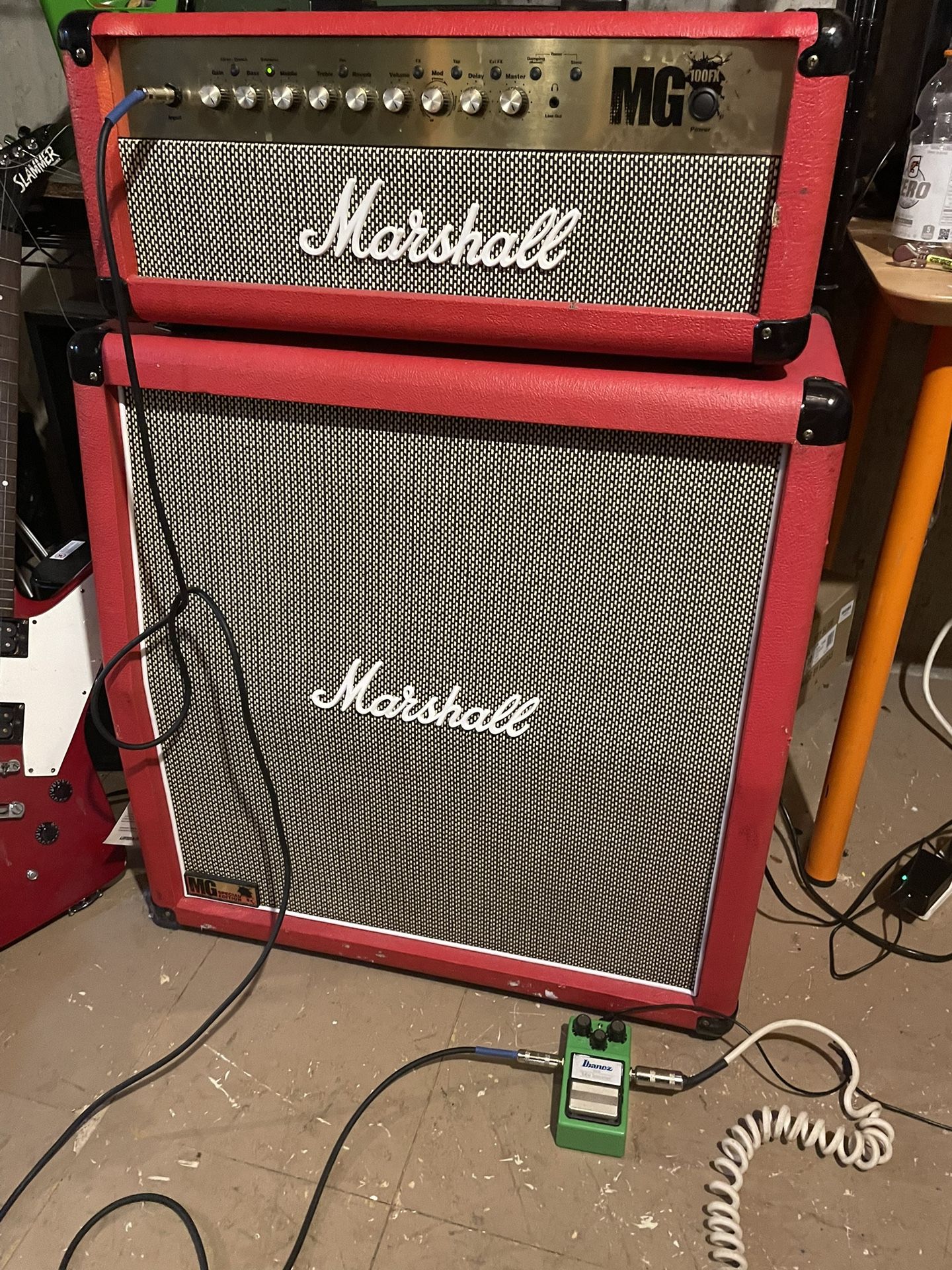 Marshall MG100FX Candy Apple Red