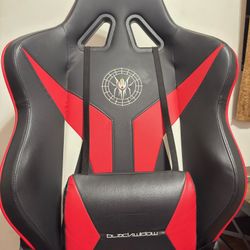 Black widow gaming chair