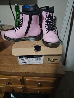 Girls Doc Martens