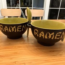 Green Ramen Bowls With Utensils Set of 2