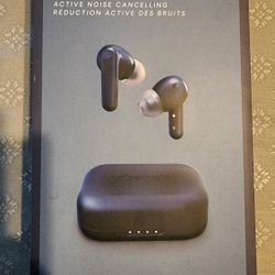 Wireless Bluetooth Earbuds