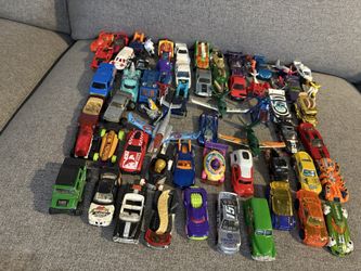 60 Assorted Hot Wheels 