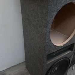 2 12 Ported Box And Single Non Ported Box 