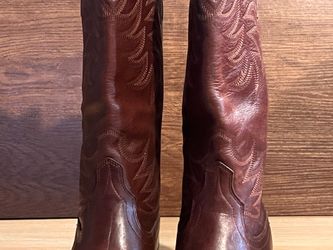 Tecovas women  size 81/2B