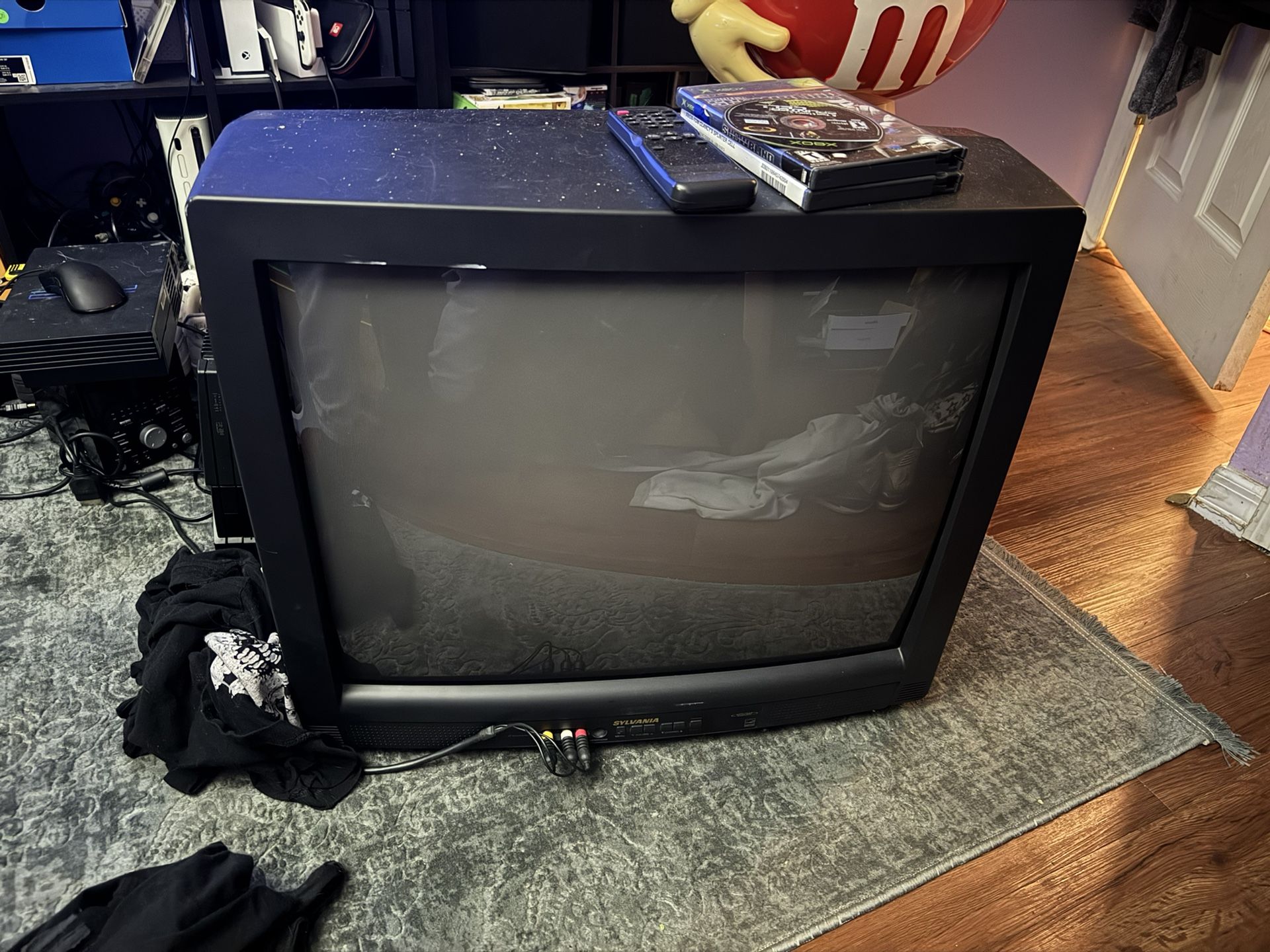 CRT TV big tested working