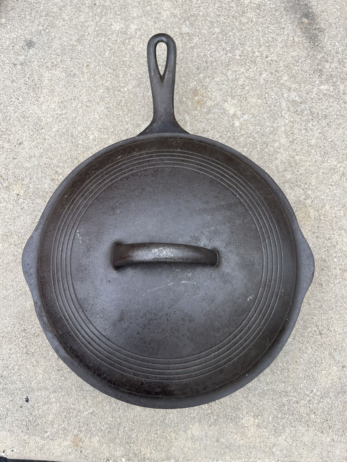 Wagner Ware #1058 D Cast Iron
