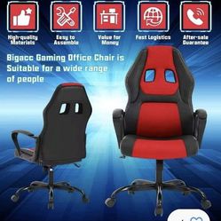 Black and Red Gaming Chair (Unopened)