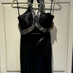 NWT Beautiful Shiny Black Giosue Gown Size 6 silver sequins