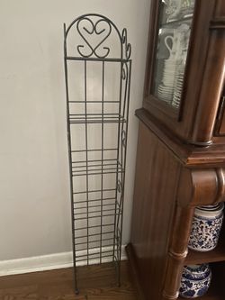 Small corner shelve