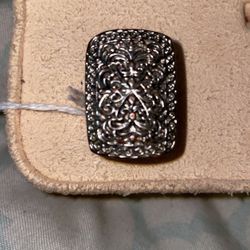 Costume /Cocktail Silver tone Ring 