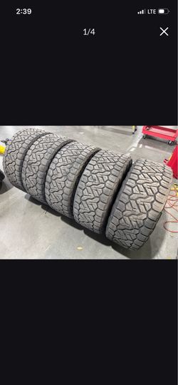 5 Nitto Recon Grapplers 37/13.5/22 tires great shape