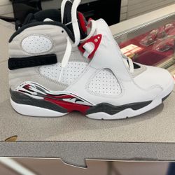 Jordan 8 Bugs Bunny 